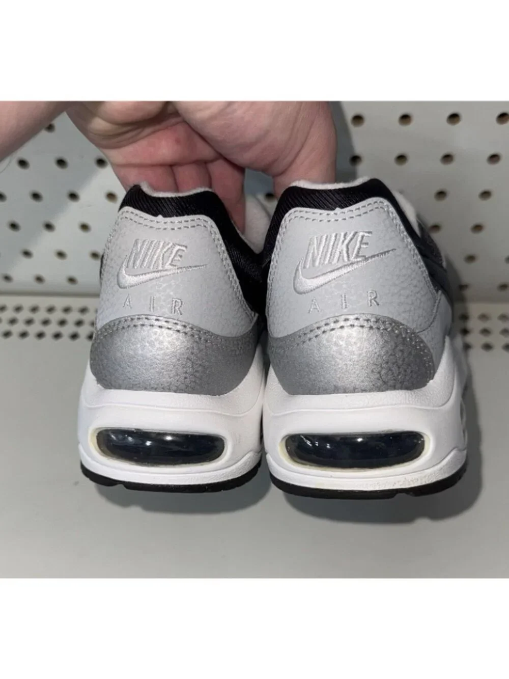 Nike Air Max Command PRM Womens Athletic Shoes Size 6.5 Silver Black White